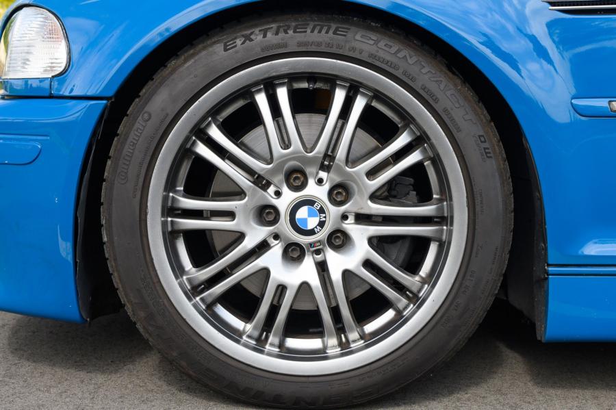 Колеса BMW M3 Coupe Laguna Seca Blue (E46) 2004 года  (фото 32 из 60)